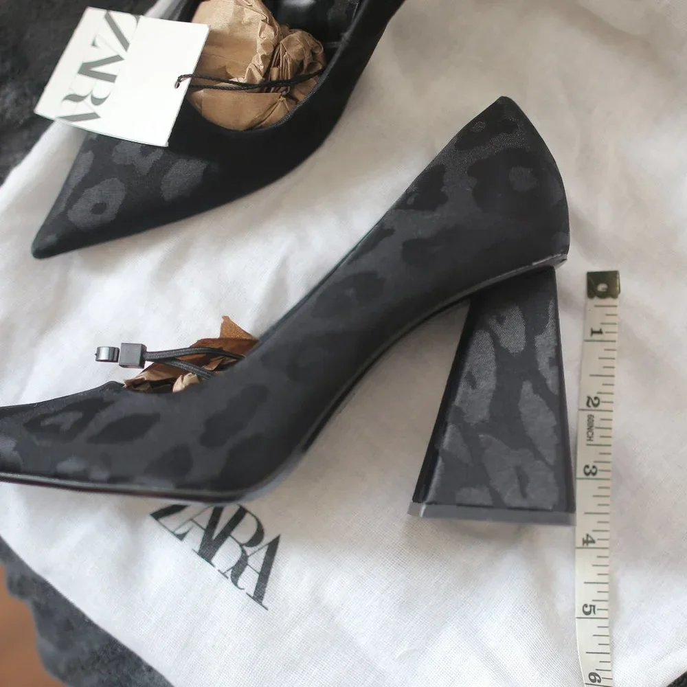 Zara Black Patterned Heels - Picture 5 of 6